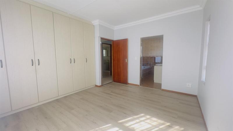 3 Bedroom Property for Sale in Reebok Western Cape